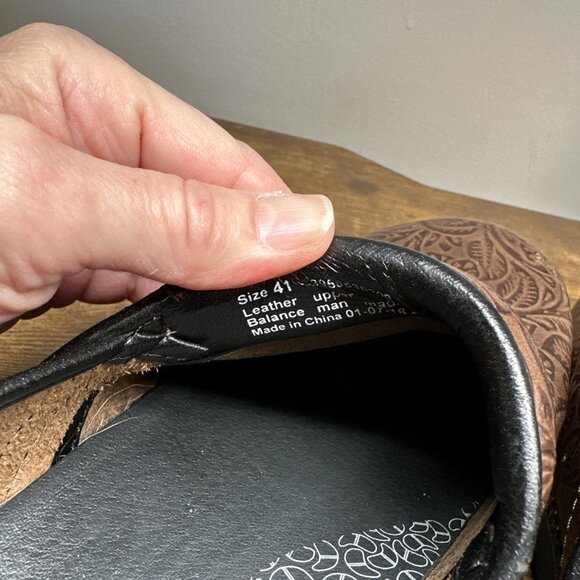 Dansko Shoes Womens 10 EU41 XP 2.0 Brown Floral Tooled Leather Clogs Mules - Picture 9 of 10